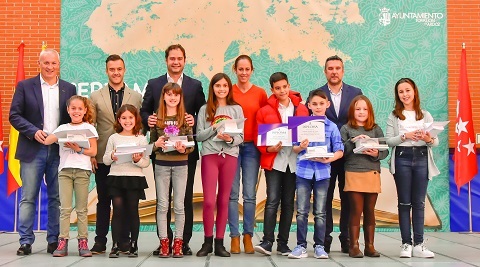 Entregados los premios del Certamen Literario Escolar certamen literario escolar 2019