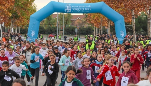 Récord de participación en la Carrera de la Constitución de Torrejón de Ardoz con más de 5.000 participantes carrera constitucion 2023