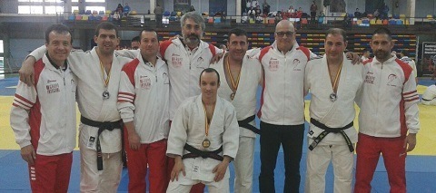 Integrantes del CDE Fresnos que participaron en el Cto. de España de Judo de veteranos judo cde fresnos