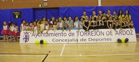 Sección de gimnasia rítmica del C.D. Parque Cataluña torneo gimnasia torrejon 2016