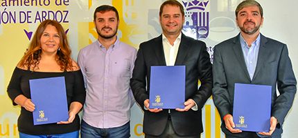 Ayuntamiento y asociaciones de empresarios y hosteleros firman un convenio para impulsar las Mágicas Navidades de Torrejón de Ardoz convenios magicas navidades 2018
