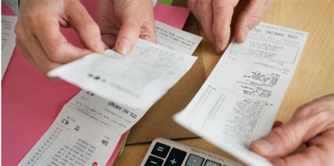 La organización de consumidores, FACUA, informa a los usuarios sobre la garantía y la reparación de los productos facua garantia