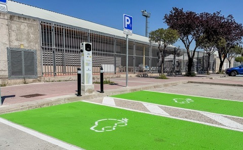 Las cargas para vehículos eléctricos serán gratuitas hasta el 22 de septiembre en los puntos instalados por el Ayuntamiento de Torrejón de Ardoz carga vehiculos electricos