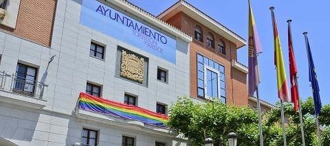 bandera arcoiris torrejon de ardoz