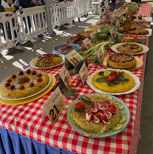 Miles de vecinos de Torrejón de Ardoz disfrutaron en las actividades municipales del Día de la Tortilla dia tortilla 2022 balance 3