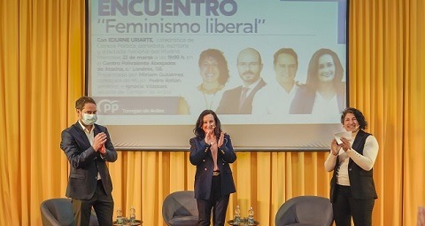 La diputada del PP, periodista y escritora, Edurne Uriarte, estuvo en Torrejón de Ardoz hablando de feminismo liberal edurne uriarte
