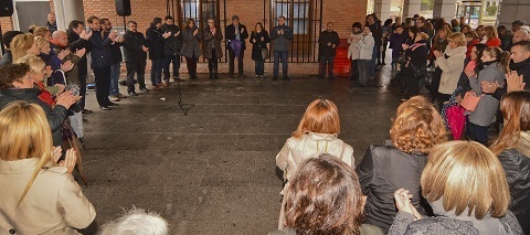 Torrejón de Ardoz rinde homenaje a las víctimas de violencia de género homenaje abril victimas violencia genero torrejon